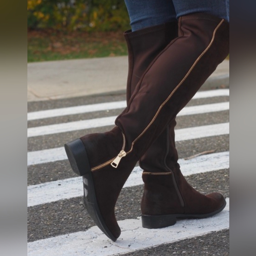 Chic Over the Knee Brown Boots with Gold Zipper